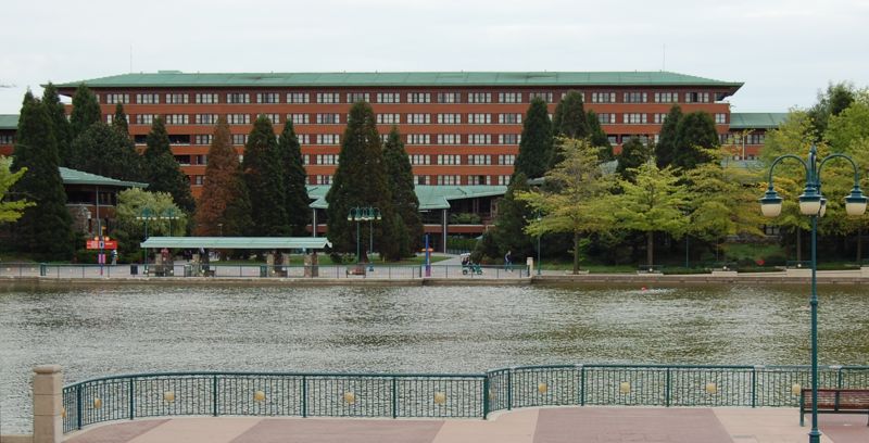 Sequoia Lodge Hotel
